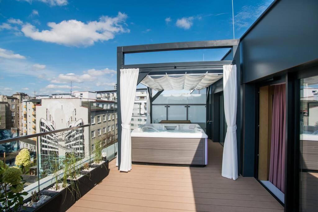 Luksusowy Penthouse Z Jacuzzi I Widokiem Na Morze Apartment Gdynia Exterior photo